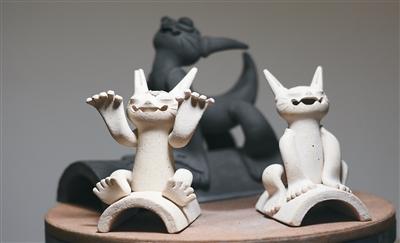 张航制作的瓦猫作品。张航供图